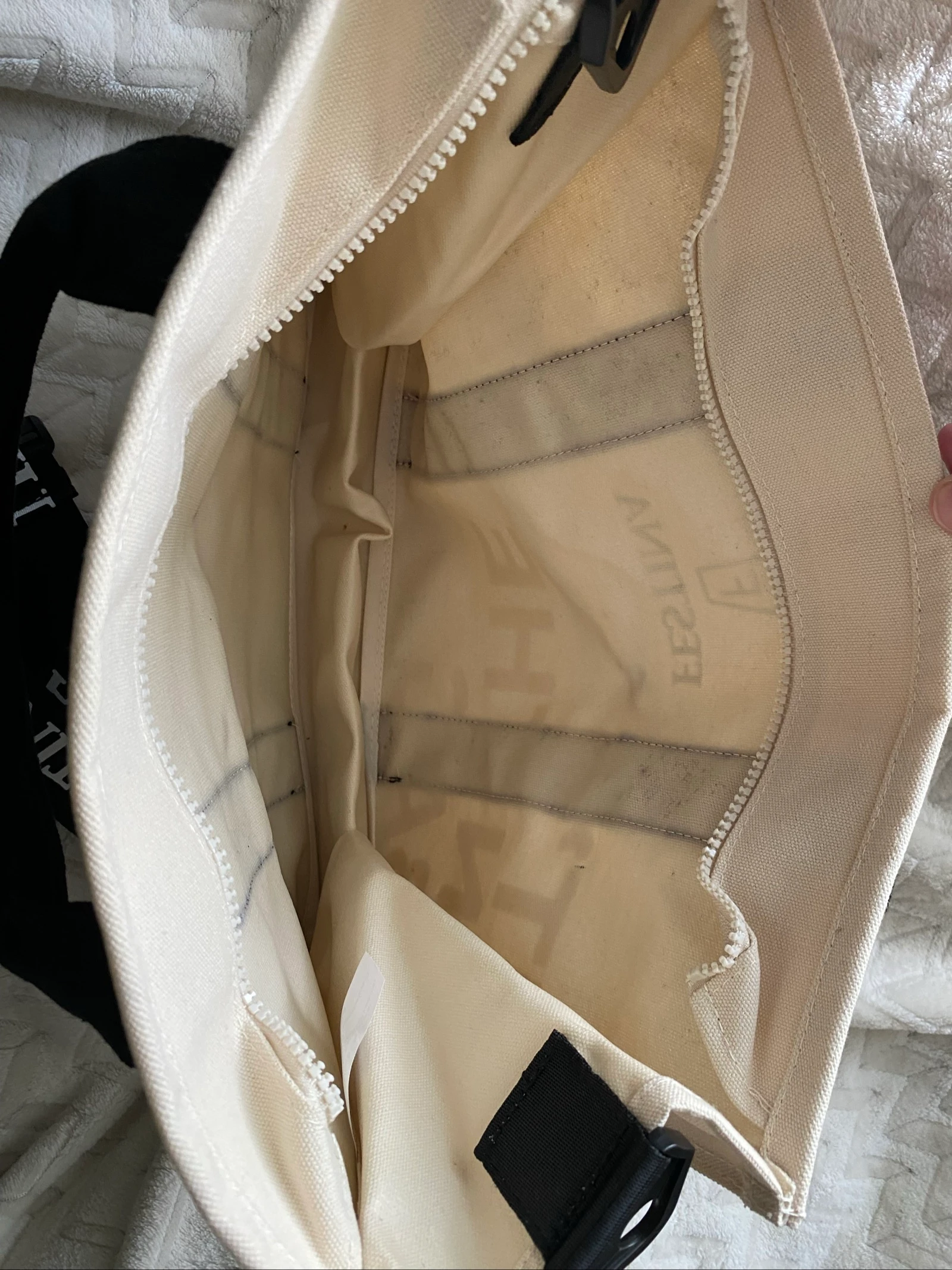 Large beige black tote bag style handbag with zip closure – photo 4